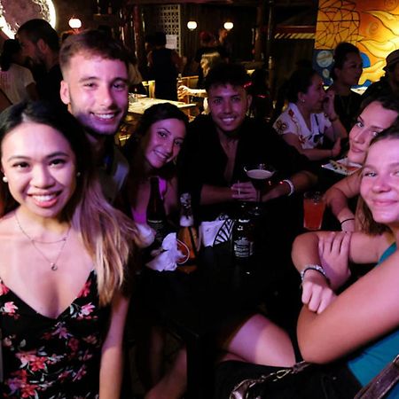 Mad Monkey Siquijor Vandrehjem Eksteriør billede