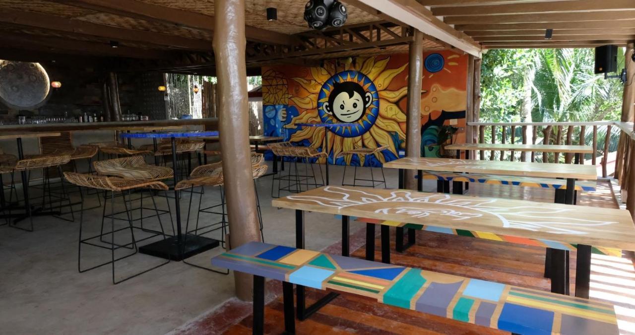 Mad Monkey Siquijor Vandrehjem Eksteriør billede